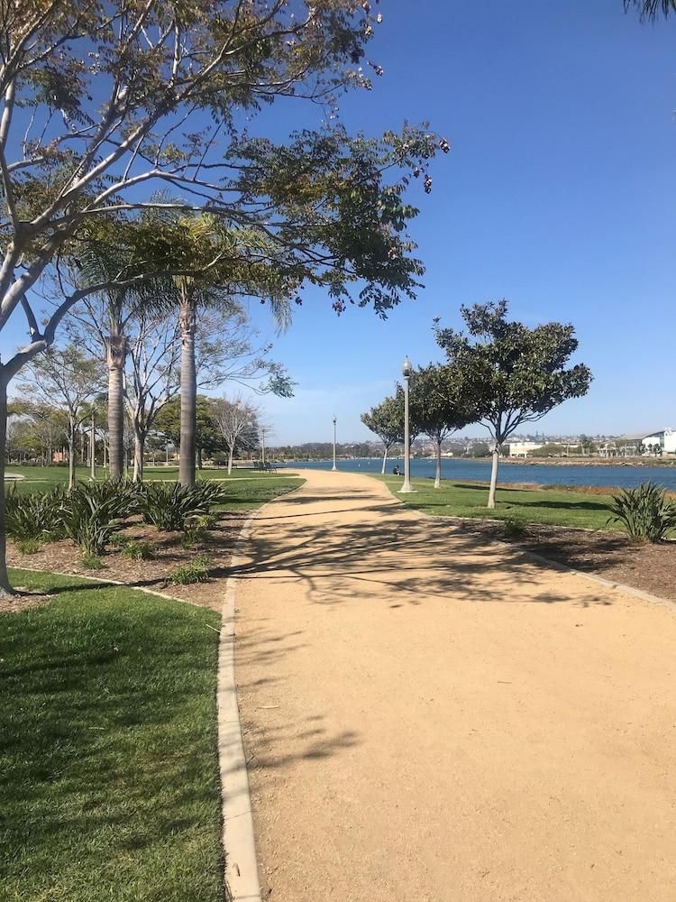 Homewood Suites By Hilton San Diego Airport-Liberty Station Bagian luar foto