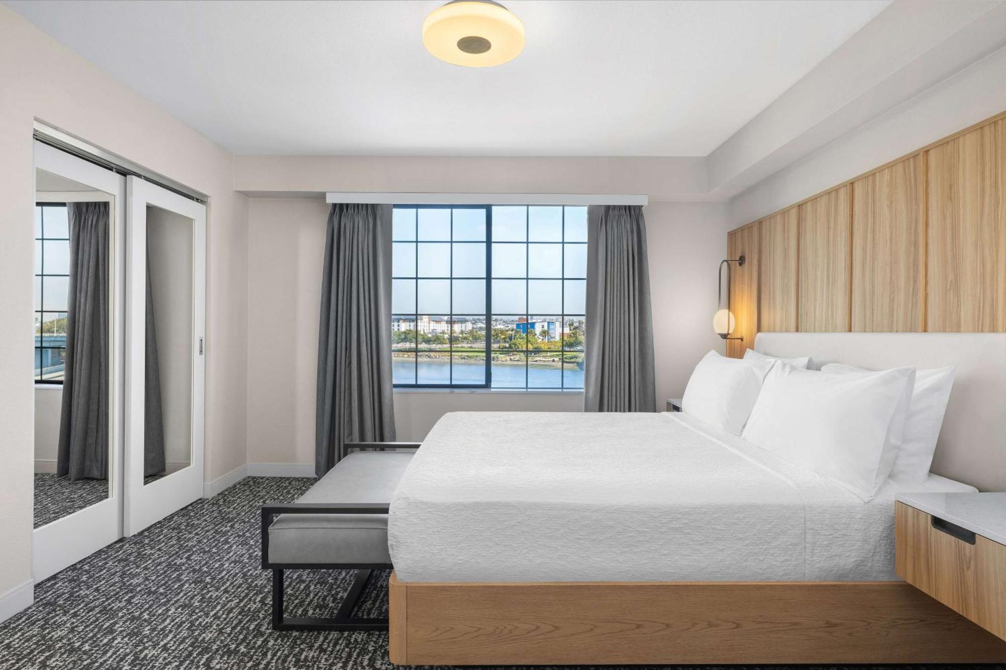 Homewood Suites By Hilton San Diego Airport-Liberty Station Bagian luar foto