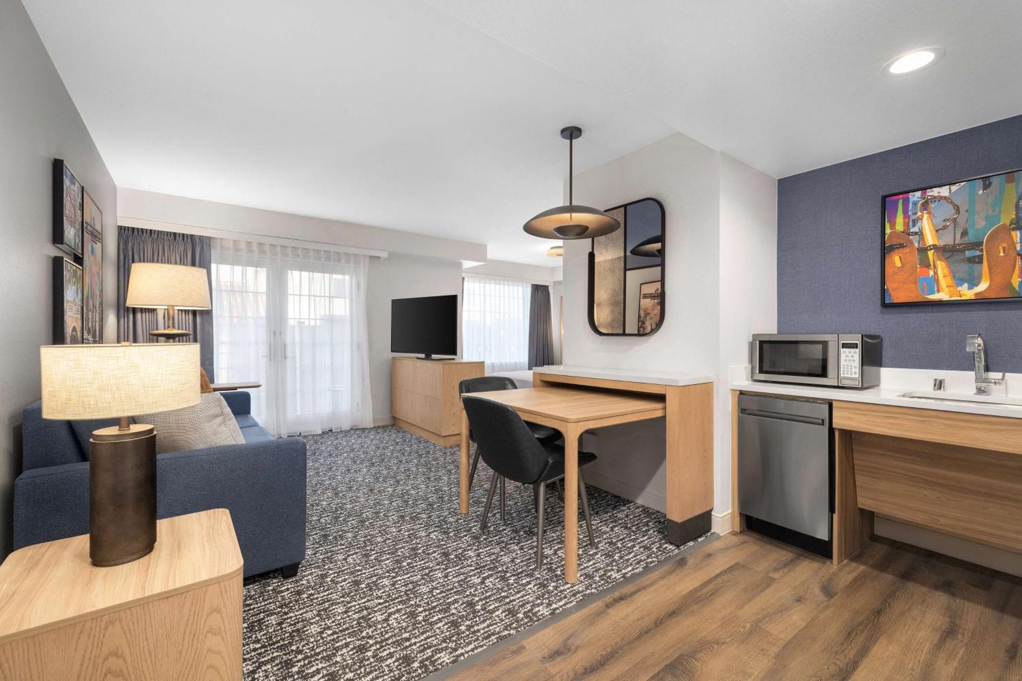 Homewood Suites By Hilton San Diego Airport-Liberty Station Bagian luar foto