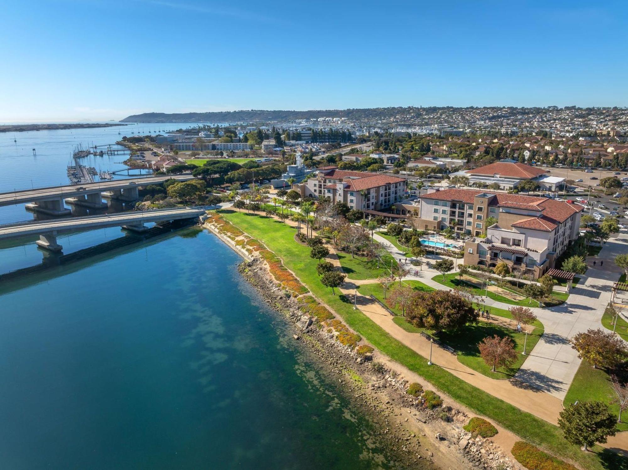 Homewood Suites By Hilton San Diego Airport-Liberty Station Bagian luar foto